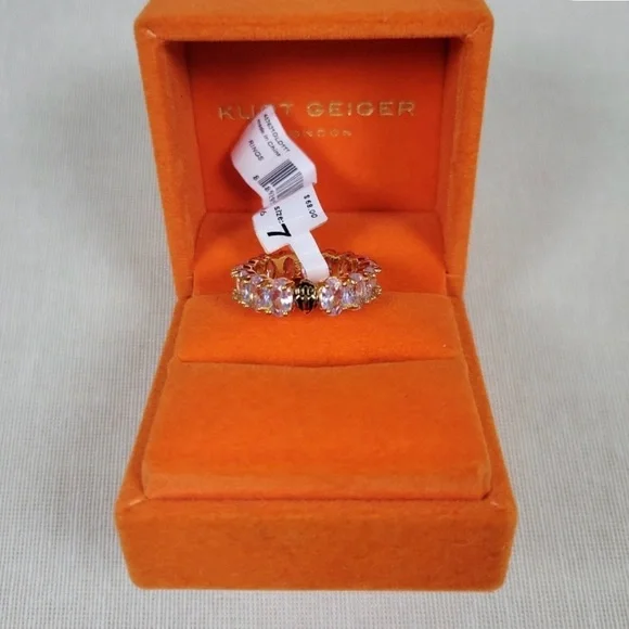 NWT Kurt Geiger 🦅Elegant Gold and Silver Women's Ring Size 7 w/ 🎁 - Picture 2 of 4